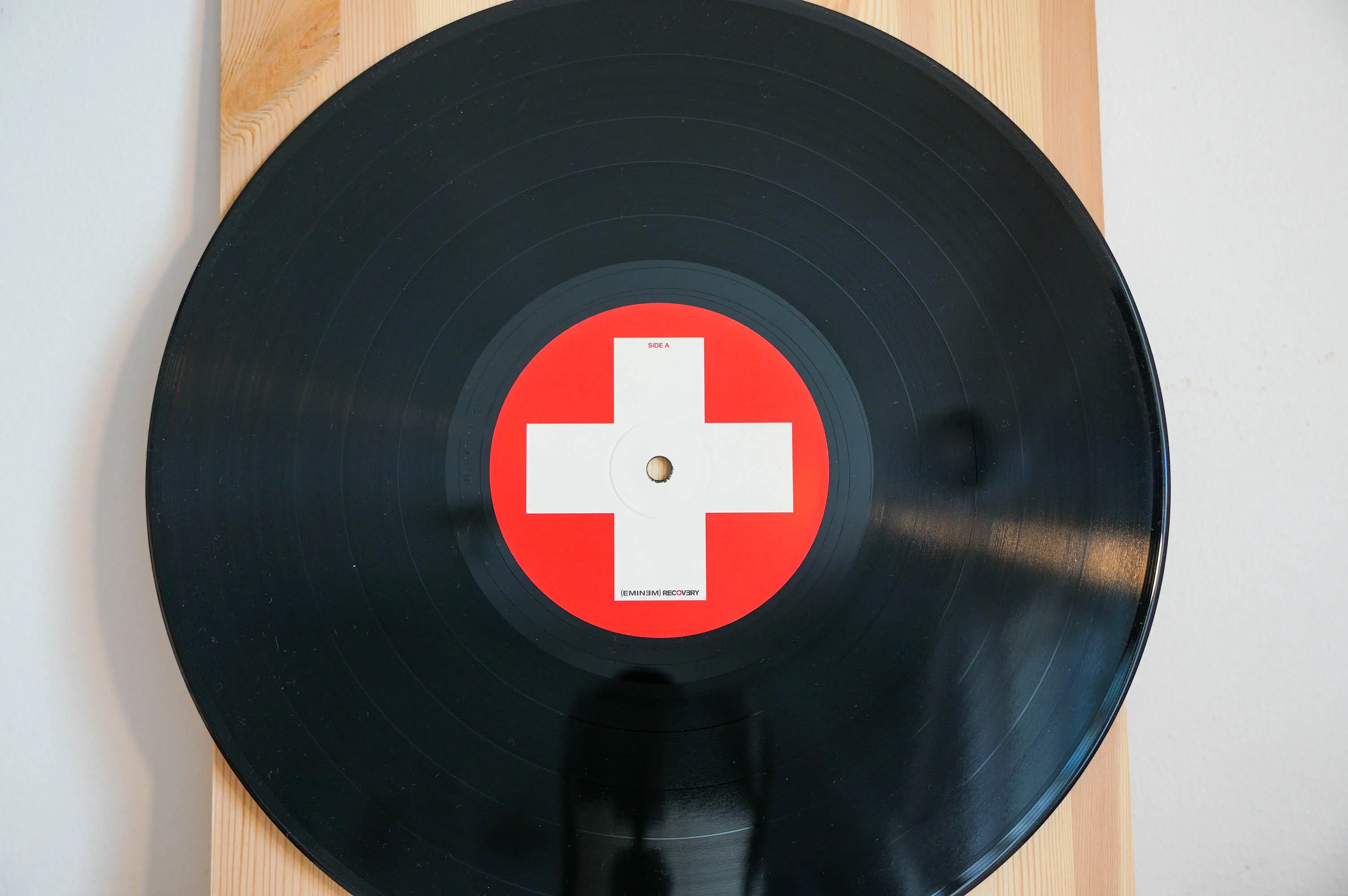 Eminem - Recovery - Image 2