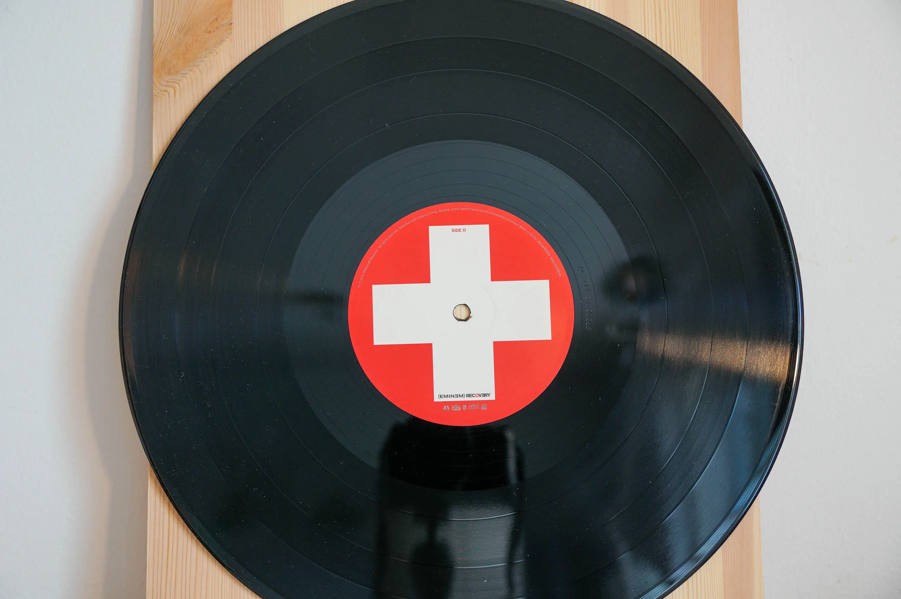Eminem - Recovery - Image 5