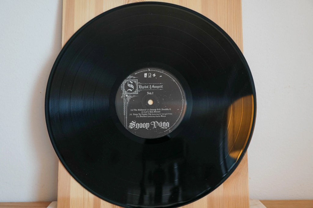 Snoop Dogg - R & G (Rhythm & Gangsta): The Masterpiece