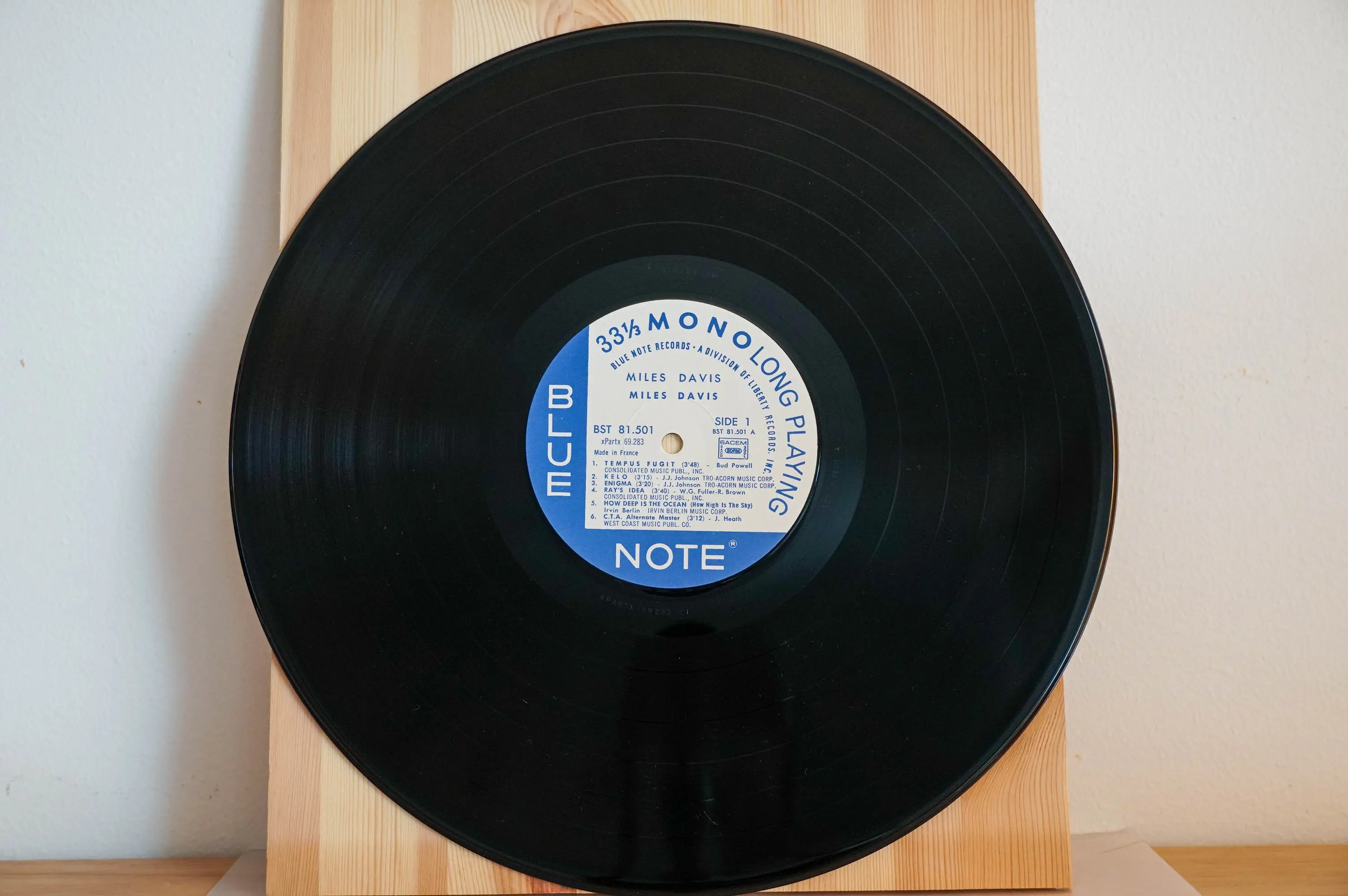 Miles Davis - Miles Davis - Image 2