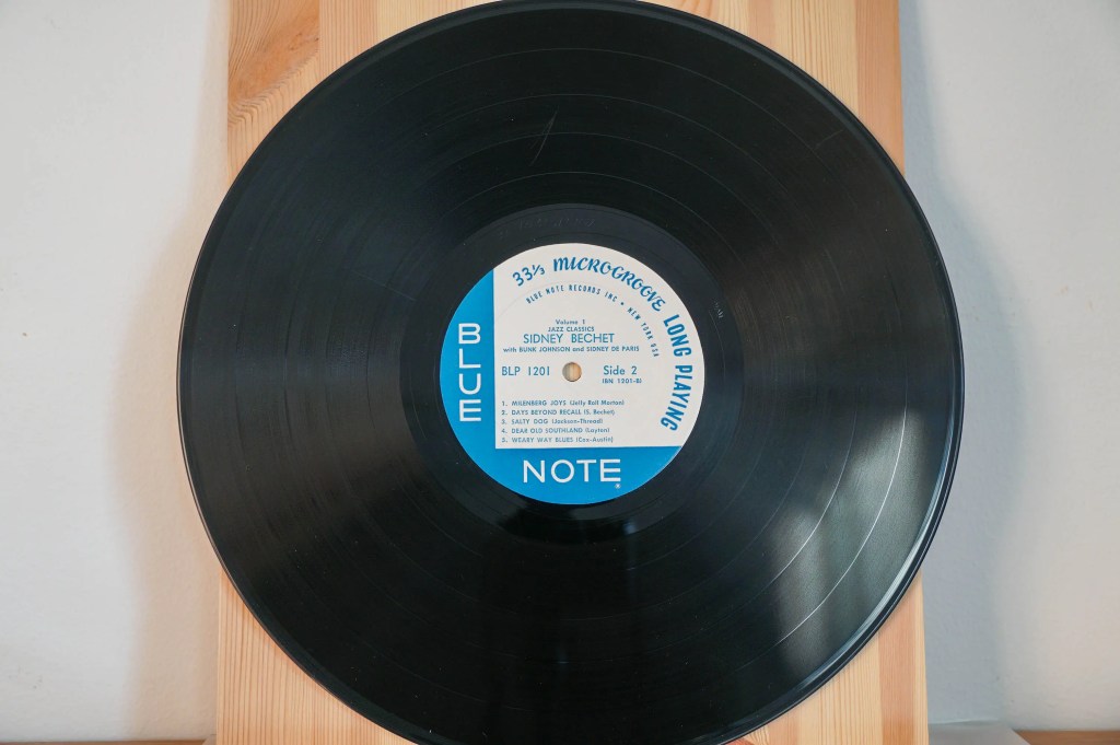 Sidney Bechet - Jazz Classics Volume 1